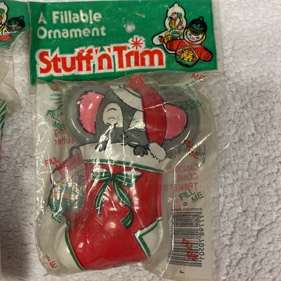 Vintage stuff n’ trim fillable Christmas ornament Santa and mouse in stocking - Picture 2 of 7